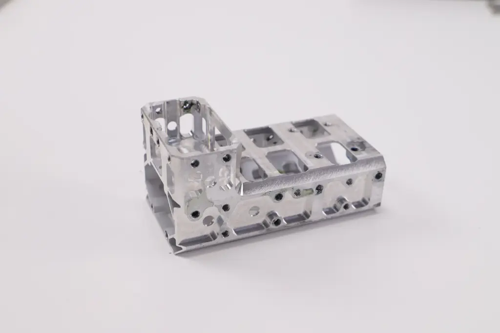 Middle Frame Connector