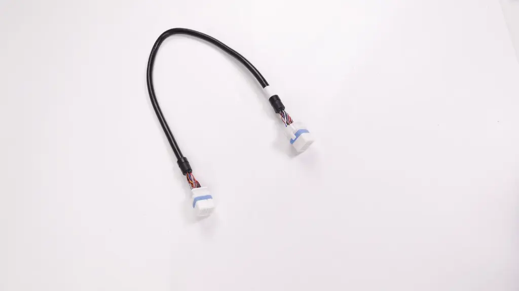 Spraying Signal Cable